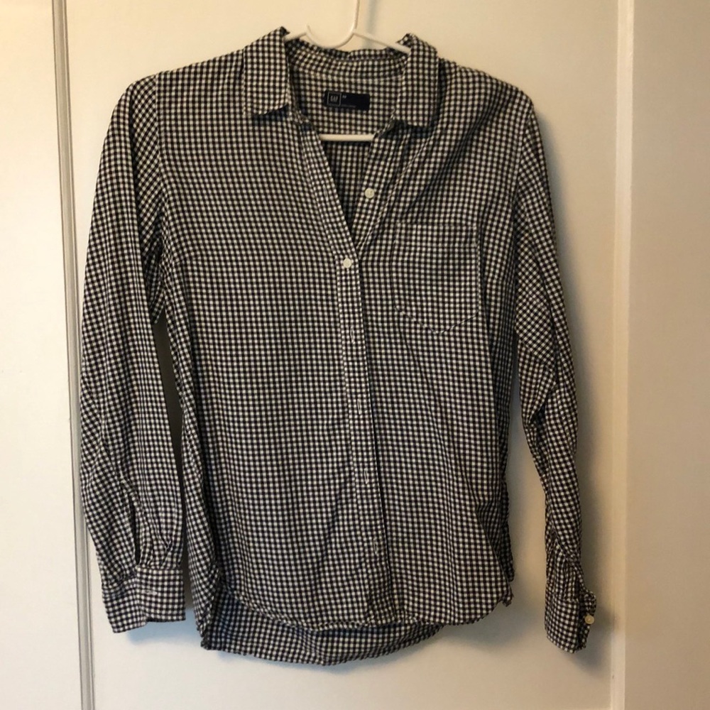 Gap- black and white gingham button down